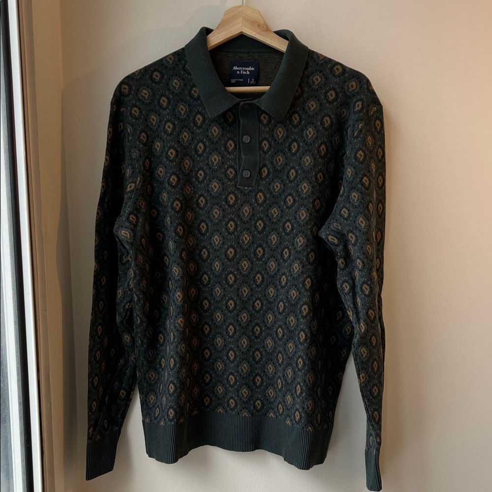 Abercrombie & Fitch men’s sweater